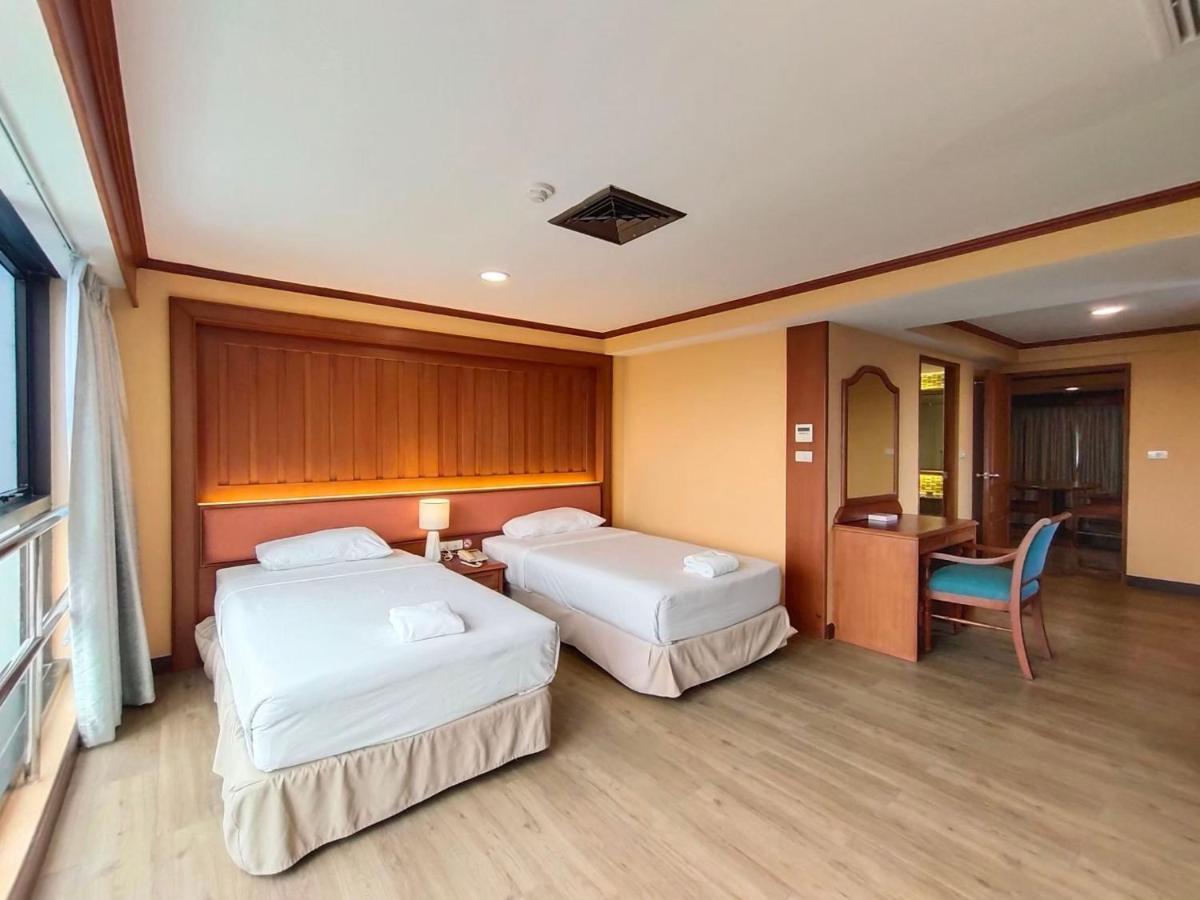 Ebina House - Sha Extra Plus Bangkok Exterior foto